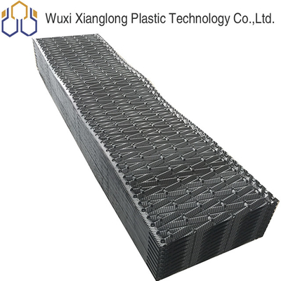 Διαγώνια μέσα 750X2000mm ροής φραγμών πτερυγίων δροσίζοντας πύργων PVC μαύρο γκρι