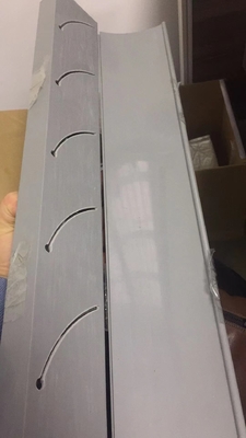 Louvers αέρα PVC ψύξης πύργων στην κεντρική απόδειξη βροχής τοίχων καγκέλων εξωτερική